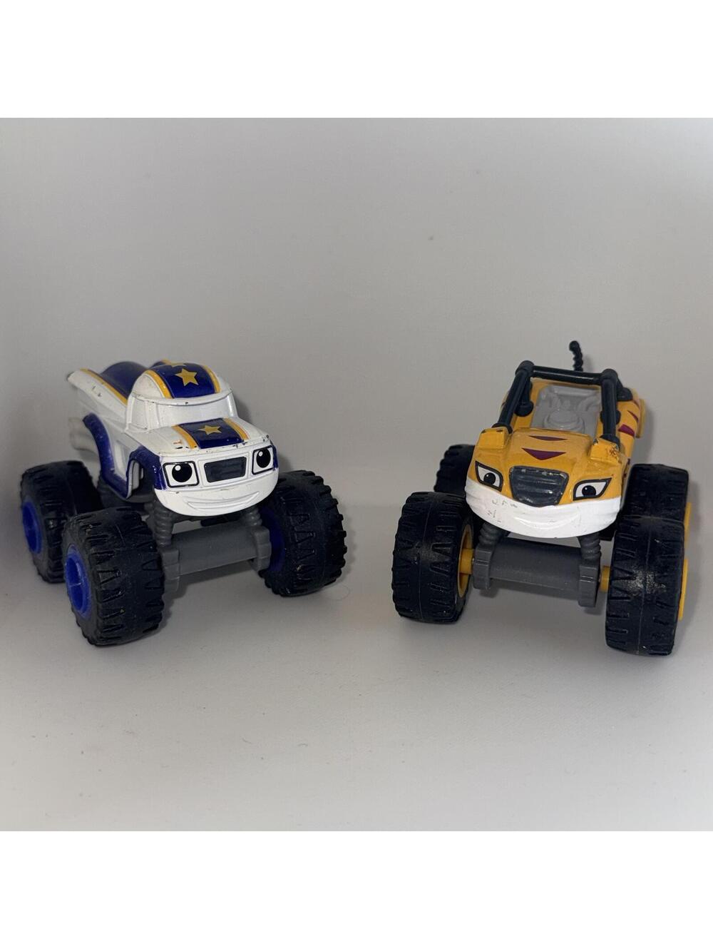 Darington & Stripes Diecast Blaze & The Monster Machines Cars Tiger Cape Star